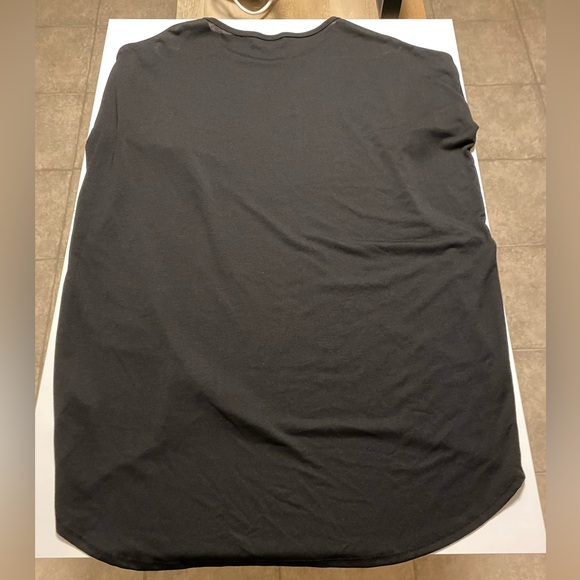 LuLaRoe small black Irma tunic top - Picture 3 of 5